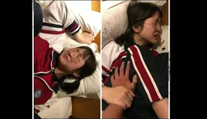Chị gần nhà căn hộ đối diện mĩm cười khi thấy tôi trộm nhìn cô ấy