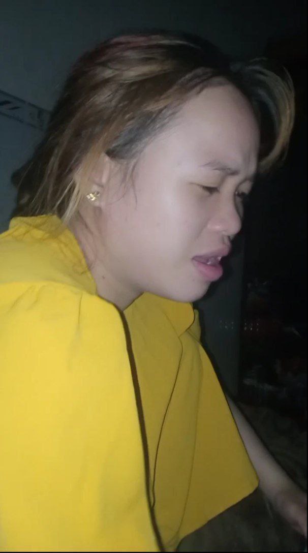 Bị chế nhạo vì còn là trai tân, nào ngờ nó lại giúp cậu được trả bài idol của trường